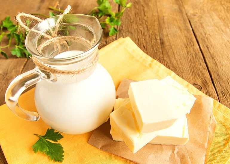 Молоко и сливочное масло от кашля
