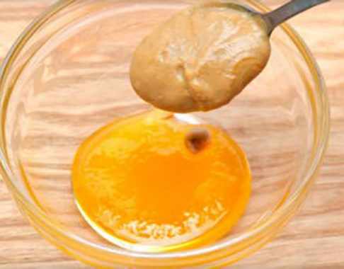 Как сделать медовую и горчичную лепешку от кашля